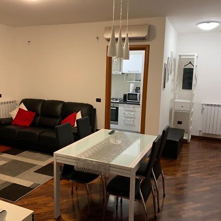 Casa Blues Parco Leonardo Apartment Fiumicino Bagian luar foto